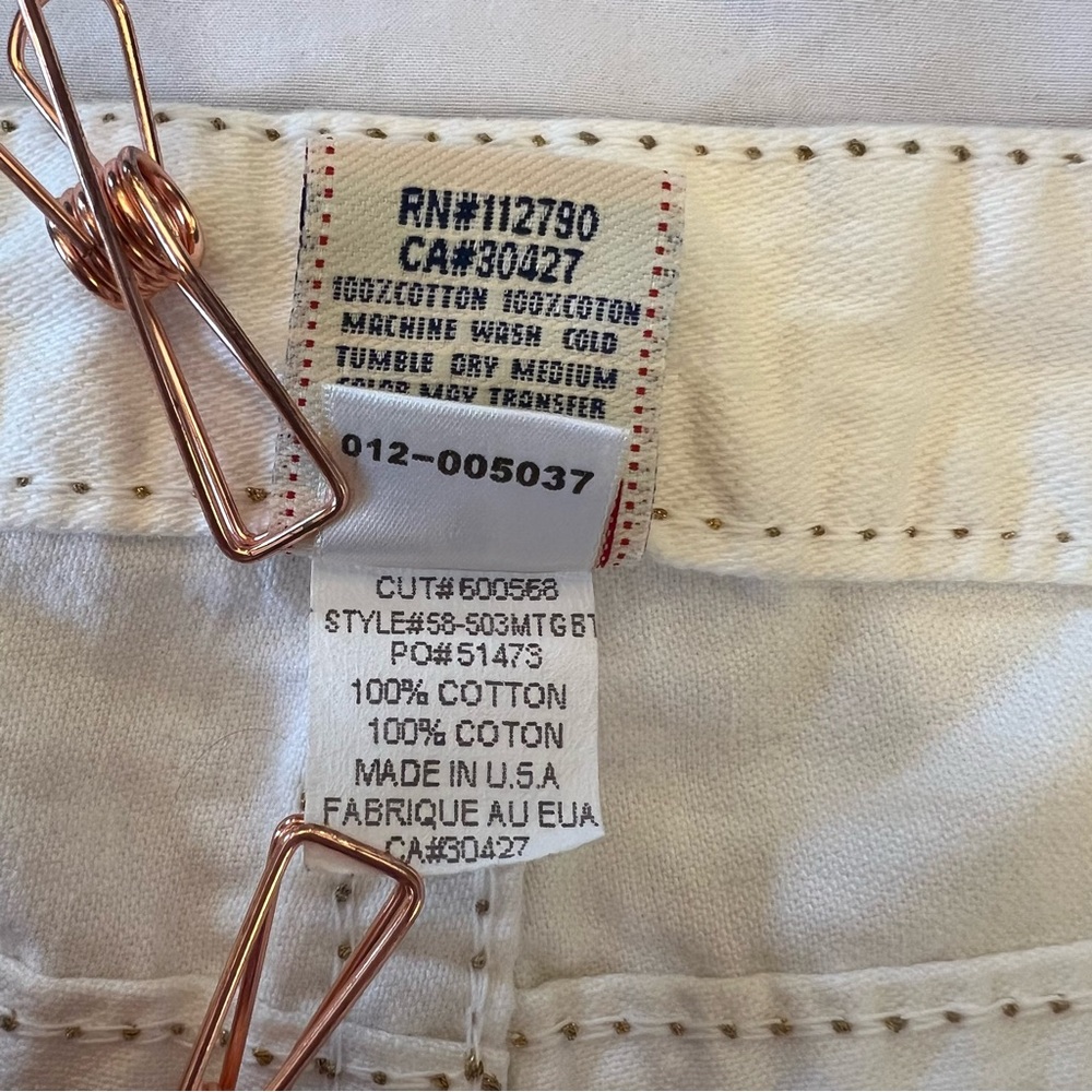 True Religion Joey Big T Y2K Gold Embroidered Flare White Denim Jeans Size 26 - Picture 11 of 14